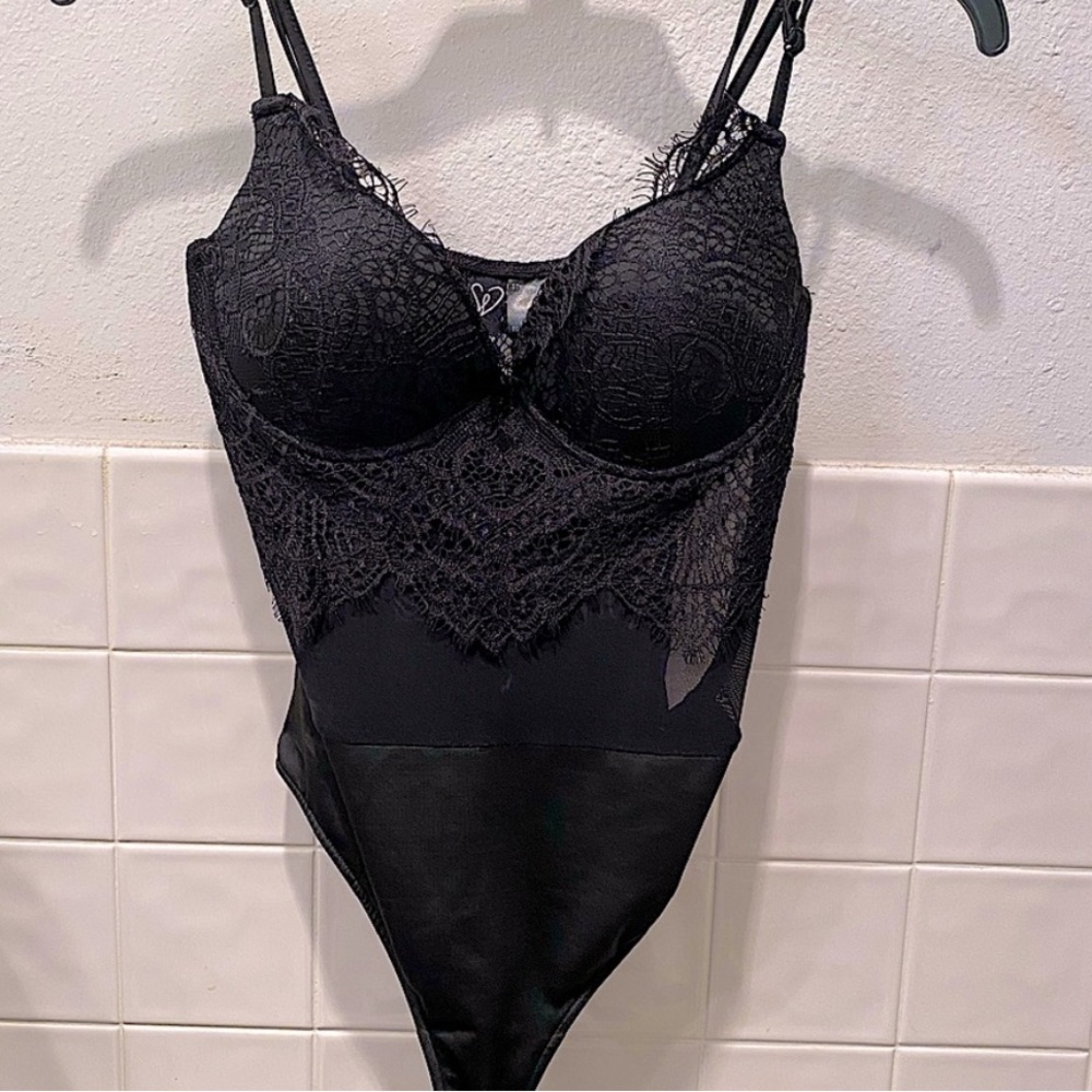 windsor bodysuit